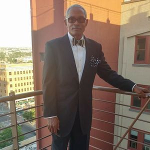 Meet your Posher, Curtis